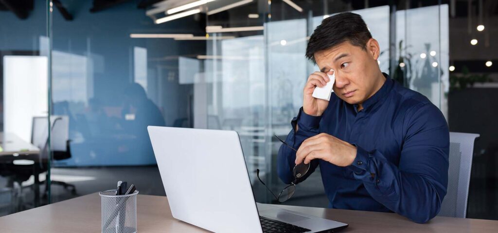 Почему мы плачем, когда режем лук?