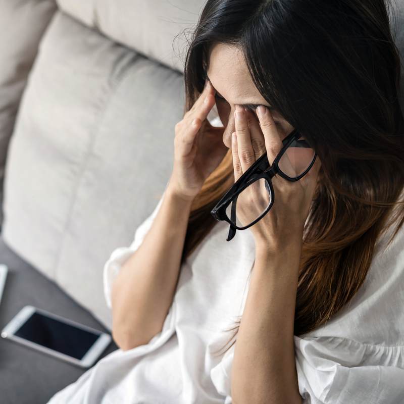 Симптомы синдрома «сухого глаза»